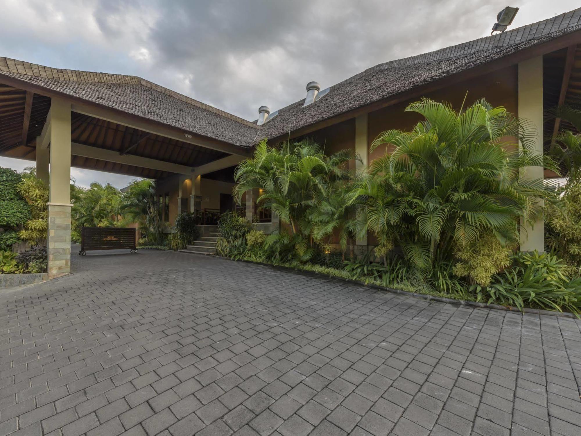 The Kunja Villa-Hotel Seminyak Esterno foto
