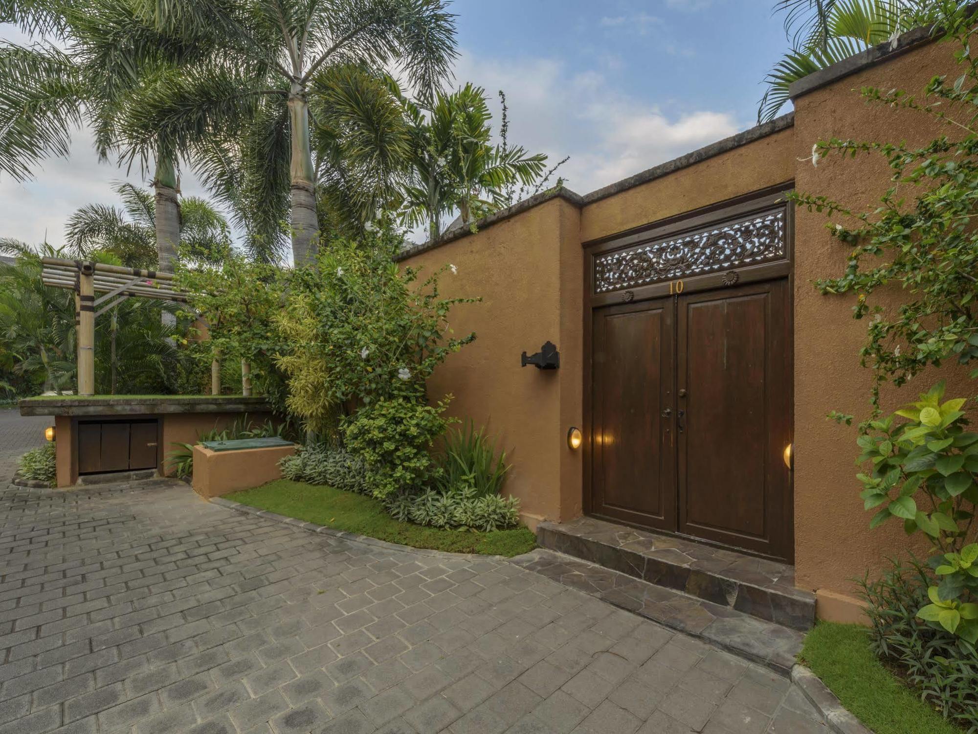 The Kunja Villa-Hotel Seminyak Esterno foto